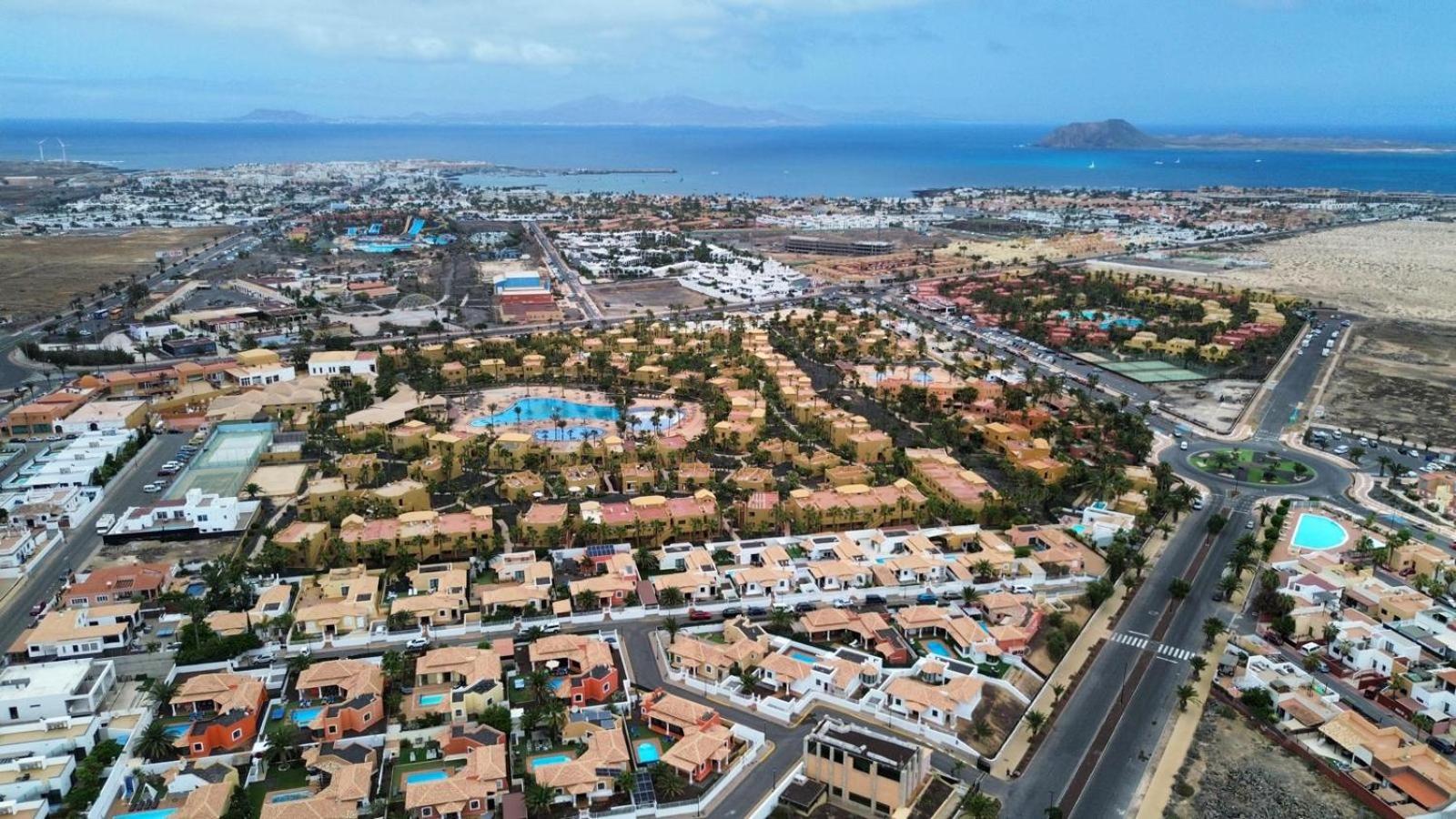 Villa Relax Deluxe Private Pool Corralejo By Holidays Home Екстериор снимка