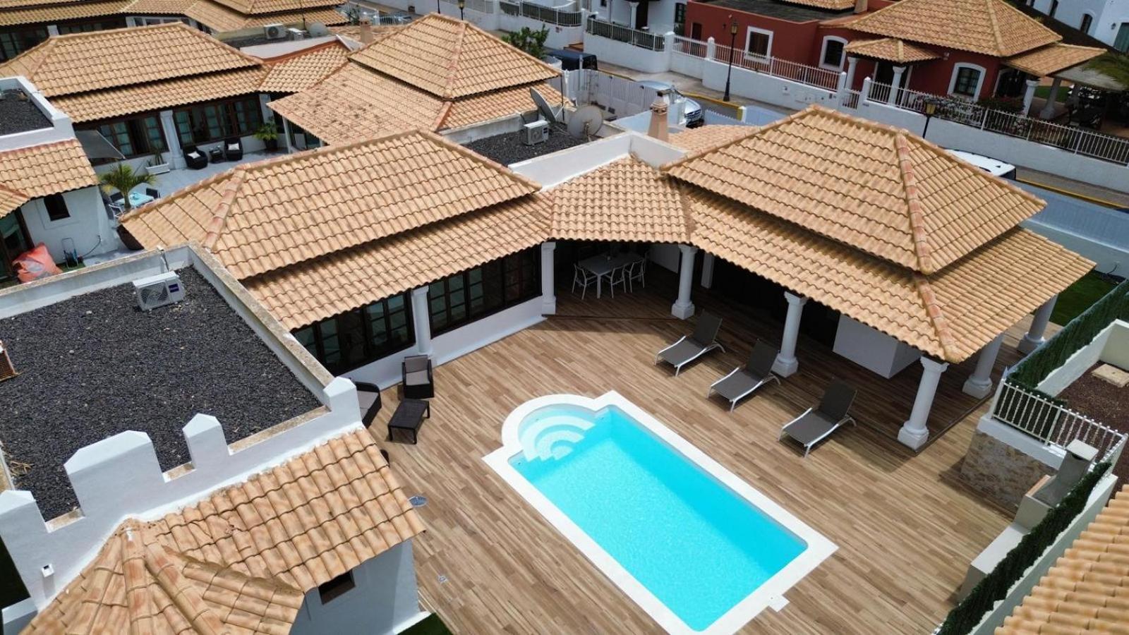 Villa Relax Deluxe Private Pool Corralejo By Holidays Home Екстериор снимка